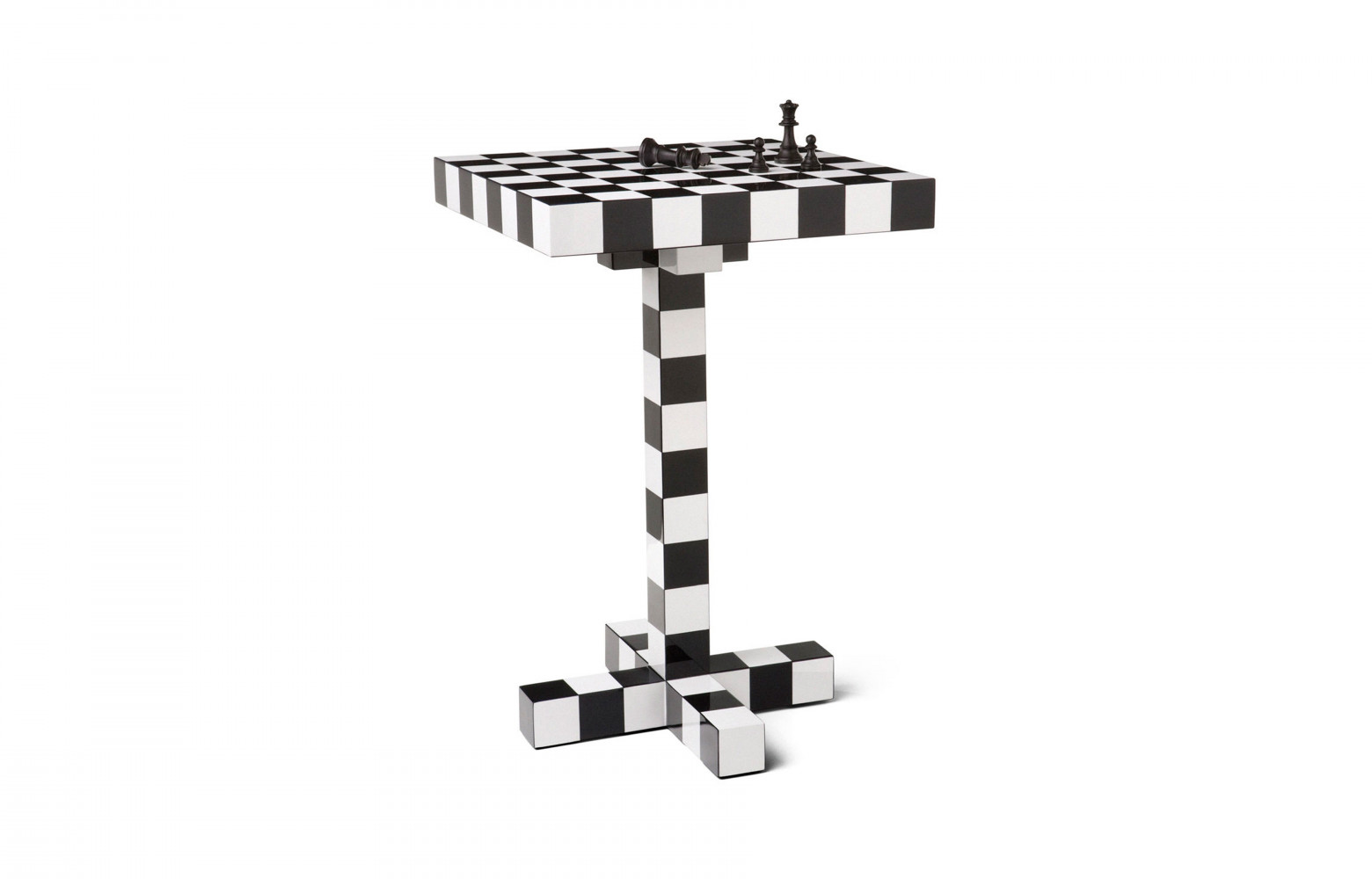 Guéridon « Chess Table » en bois laqué, design Front. Moooi.