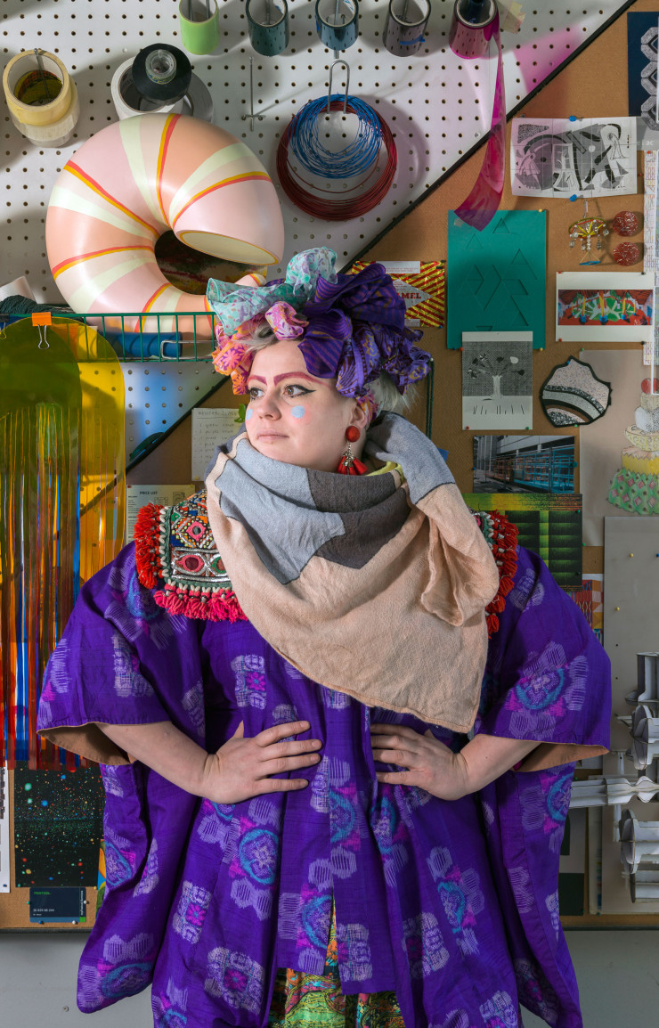 Foulard signé Wood, kimono japonais et minichasuble mexicaine : Bethan Laura Wood, 100 % British eccentric.
