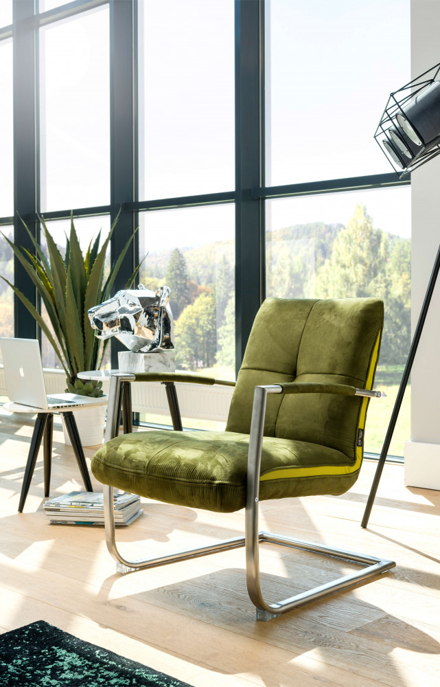 Choisir un fauteuil, c’est bien. Conditionner tout un intérieur, c’est mieux ! En plus des meubles H&H,...