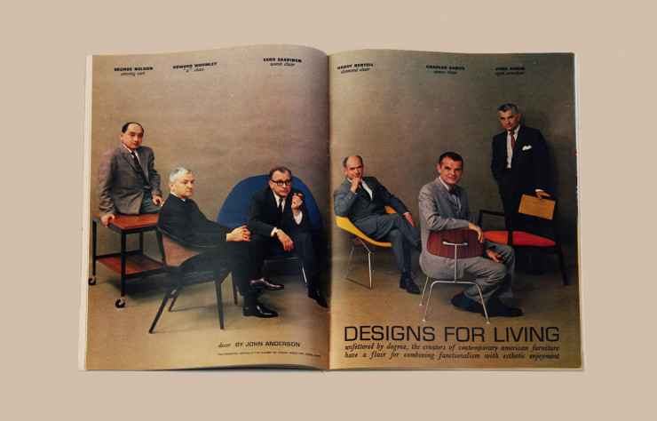 Jens Risom (à droite) en compagnie de George Nelson, Edward Wormley, Eero Saarinen, Harry Bertoia et Charles Eames dans le magazine américain Playboy (juillet 1961).