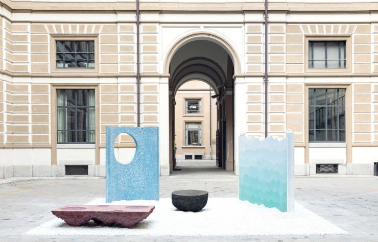 Les Petrified Carpets du Studio Ossidiana exposés à Milan dans un palazzo du quartier de 5VIE en avril 2017.