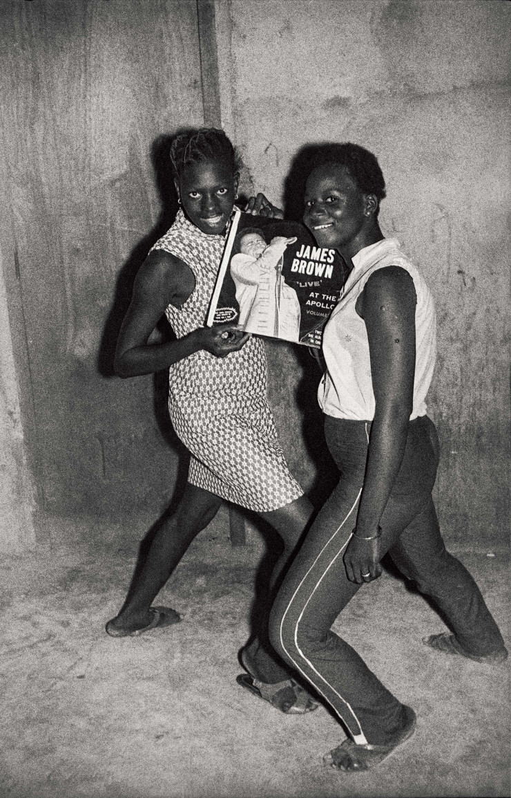 Jeunes Maliens immortalisés par Malick Sidibé.