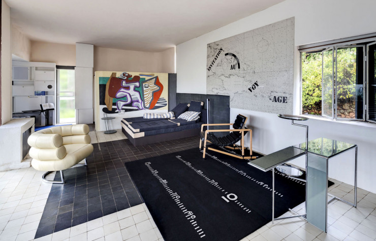 La villa E-1027, première création architecturale d’Eileen Gray dont elle passa trois ans à dessiner le mobilier avec son compagnon Jean Badovici.