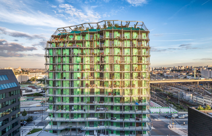 Immeuble de logements, crèche et commerces M6B2 tour de la biodiversité, Paris XIIIe (2016).