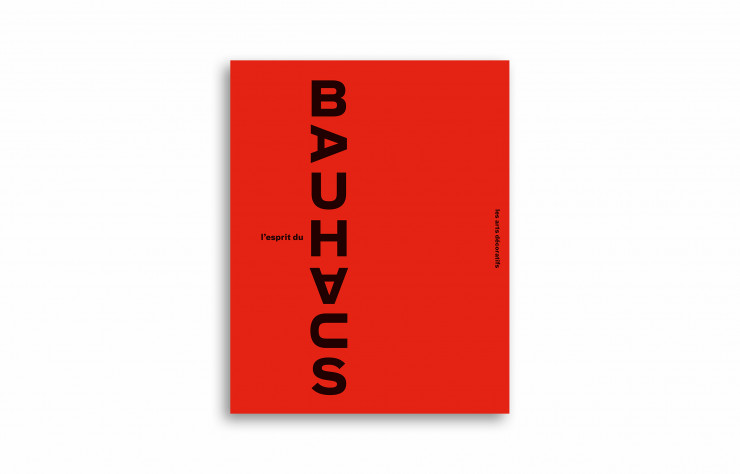 L’Esprit du Bauhaus, collectif, Les Arts décoratifs, 288 pages, 39 €.