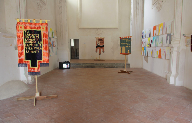 Préparatifs pour la performance de Marinella Senatore à la chapelle de San Euno e San Giuliano.