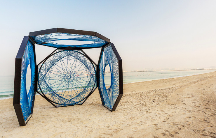 Installation Yaroof réalisée pour la Dubai Design Week 2015 en hommage à la technique de pêche du même nom.