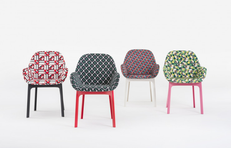 Les fauteuils « Clap » de Patricia Urquiola, parés des imprimés Geometrico, Olive, Picnic et Ninfea.
