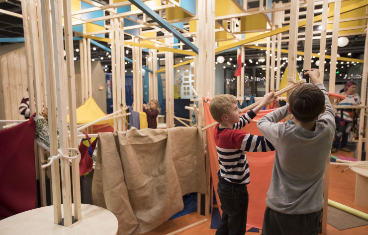 La cabane, un sujet idéal pour initier les enfants à l’architecture.