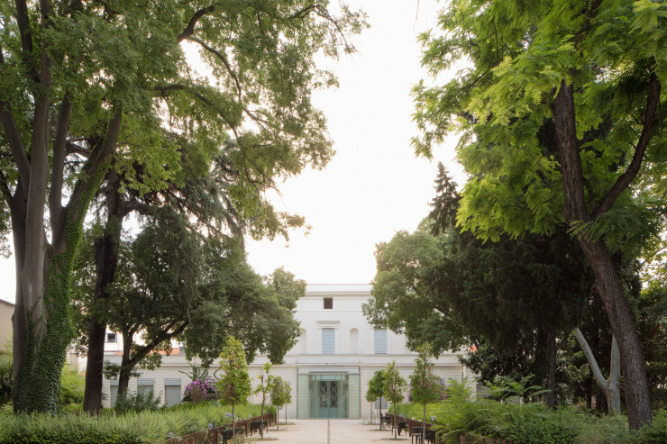 MOCO Hôtel des collections, un rez-de-jardin invitant à la promenade.