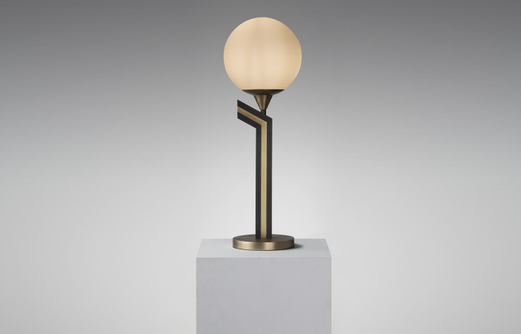 « L’envol », l’un des trois lampes de table de la collection « Odyssée ».