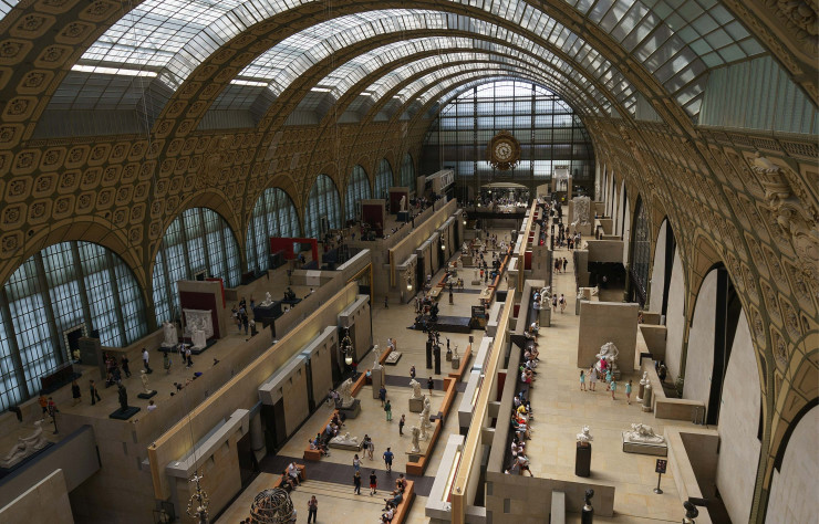 Le musée d’Orsay (1980-1986), œuvre majeure de la carrière de Gae Aulenti.