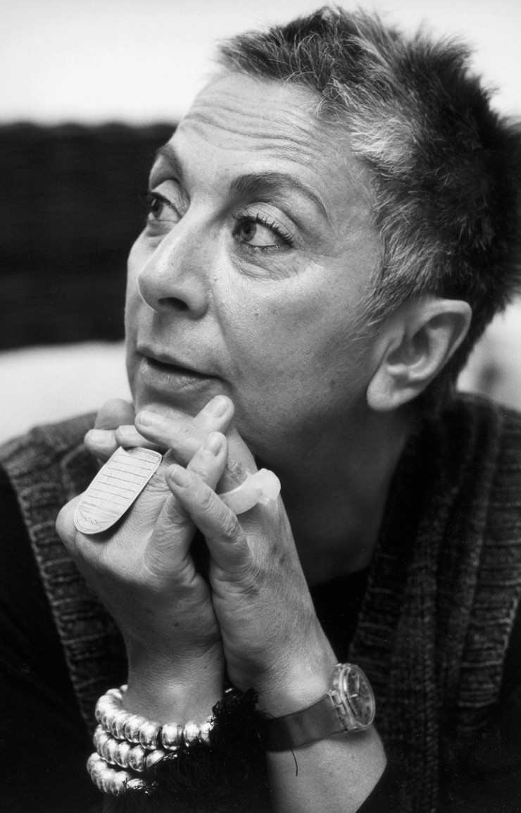 Paola Navone (1950-).