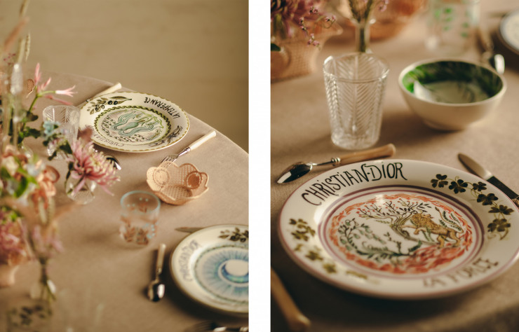 Cette assiette, qui fait partie d’un coffret de quatre, représente l’une des arcanes majeures du tarot. Elle est une création de la styliste Maria Grazia Chiuri associée à Dior Maison et appartient à la collection « Cruise 2020 ».