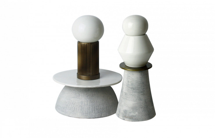 4/ Luminaires en céramique Rivelarsi en métal et en céramique, design Nunzia Ponsillo, 590 € pièce. Artemest.com