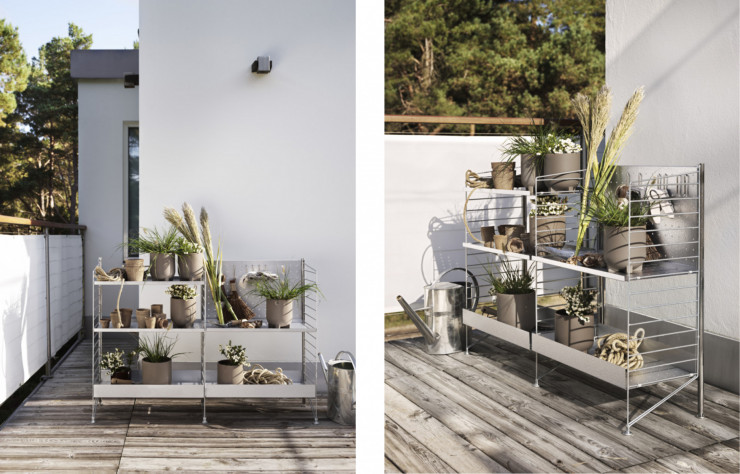 Sur une terrasse, cette étagère permet d’exposer ses plantes en pots et de ranger ses accessoires de jardinage.