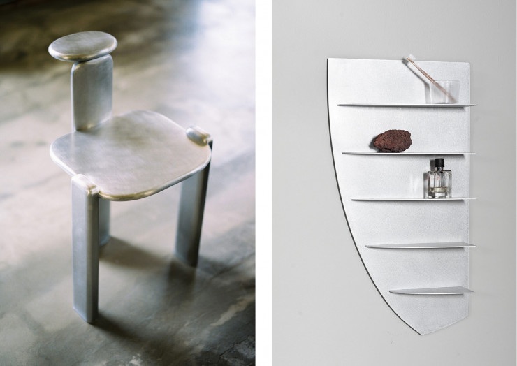 À gauche, chaise Medaillon Dior « Tangelder » par Linde Freya Tangelder. À droite, Etage, un système d’étagères en aluminium pour Valerie Objects.