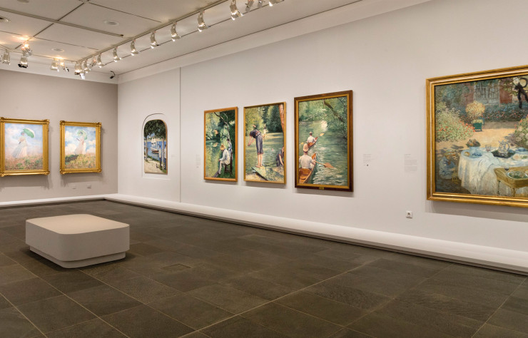 Les peintures du peintre Claude Monet tapissant les murs du musée de l’Orangerie.