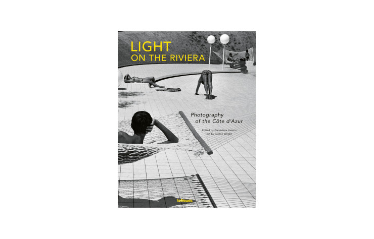 Couverture Light on the Riviera - sélection beaux livres de voyage - IDEAT 2022