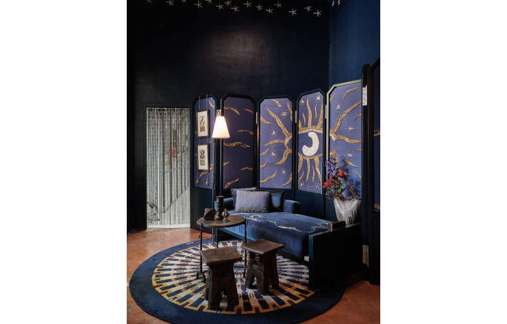 Les lauréats de l’an dernier, Marc-Antoine Bielher et Amaury Graveleine, présentaient un salon bleu nuit.