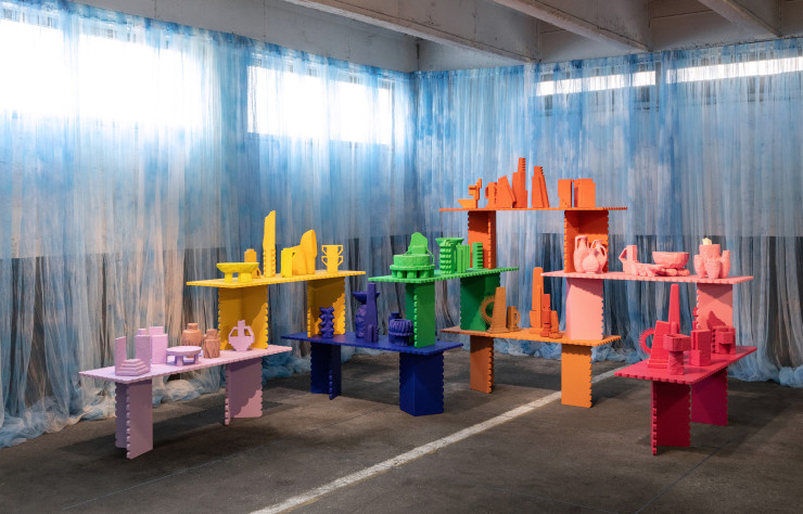 L’installation colorée de Bertrand Fompeyrine pour Unique Design x Paris 2022.